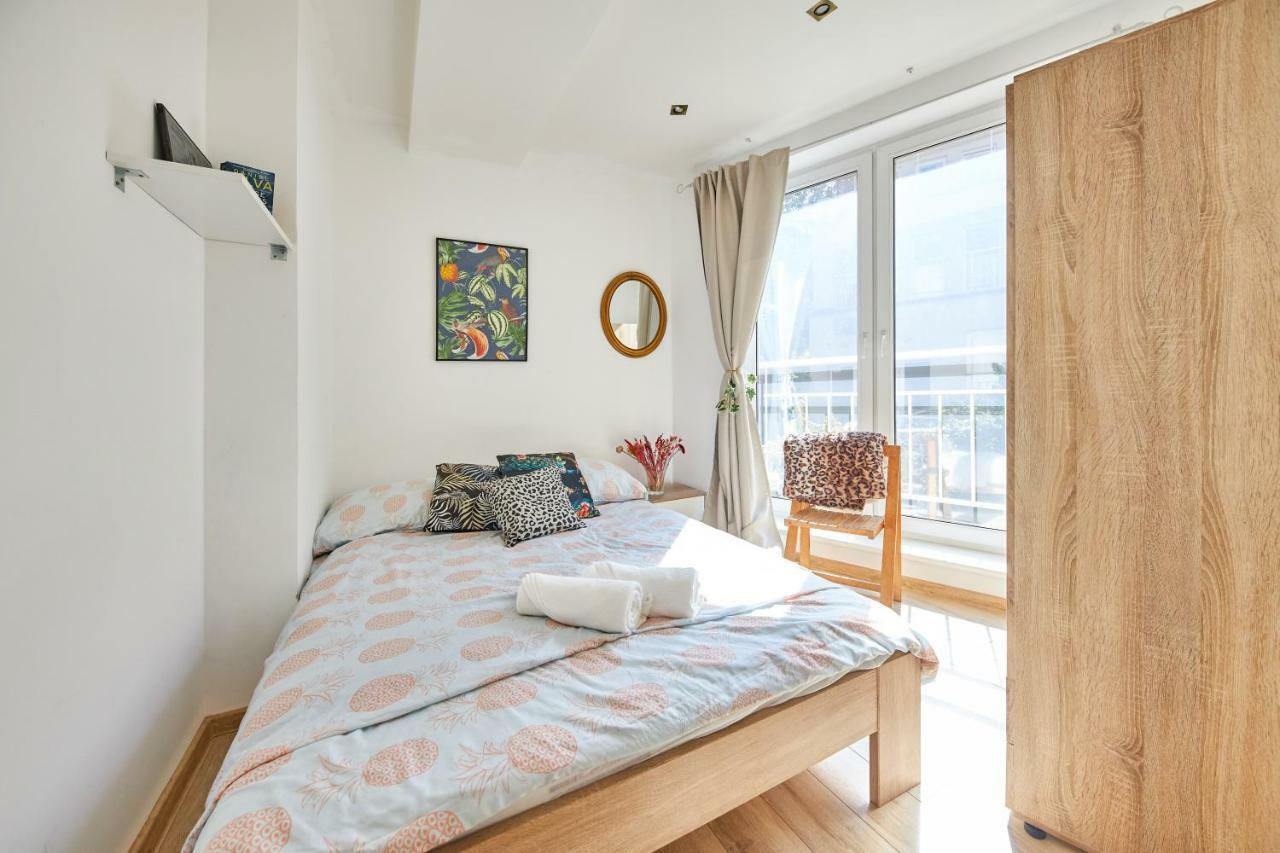 Pineapple Apartment Братислава Экстерьер фото